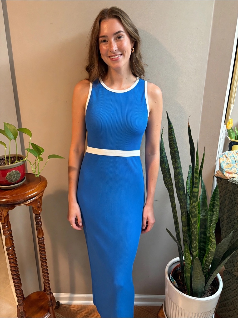 Blue Sleeveless Midi Dress with White Trim
#0146